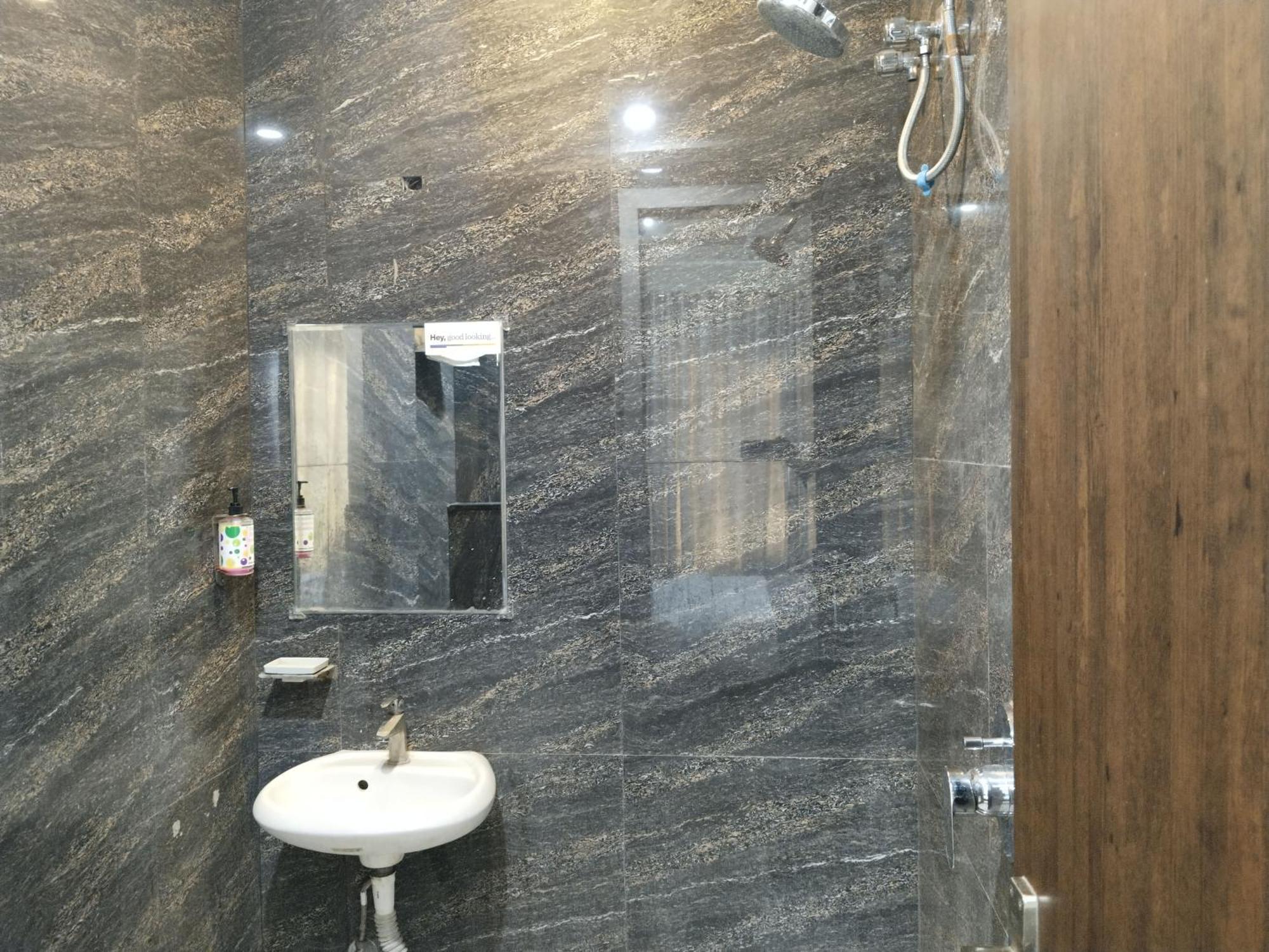 Shiv Chhaya Hotel