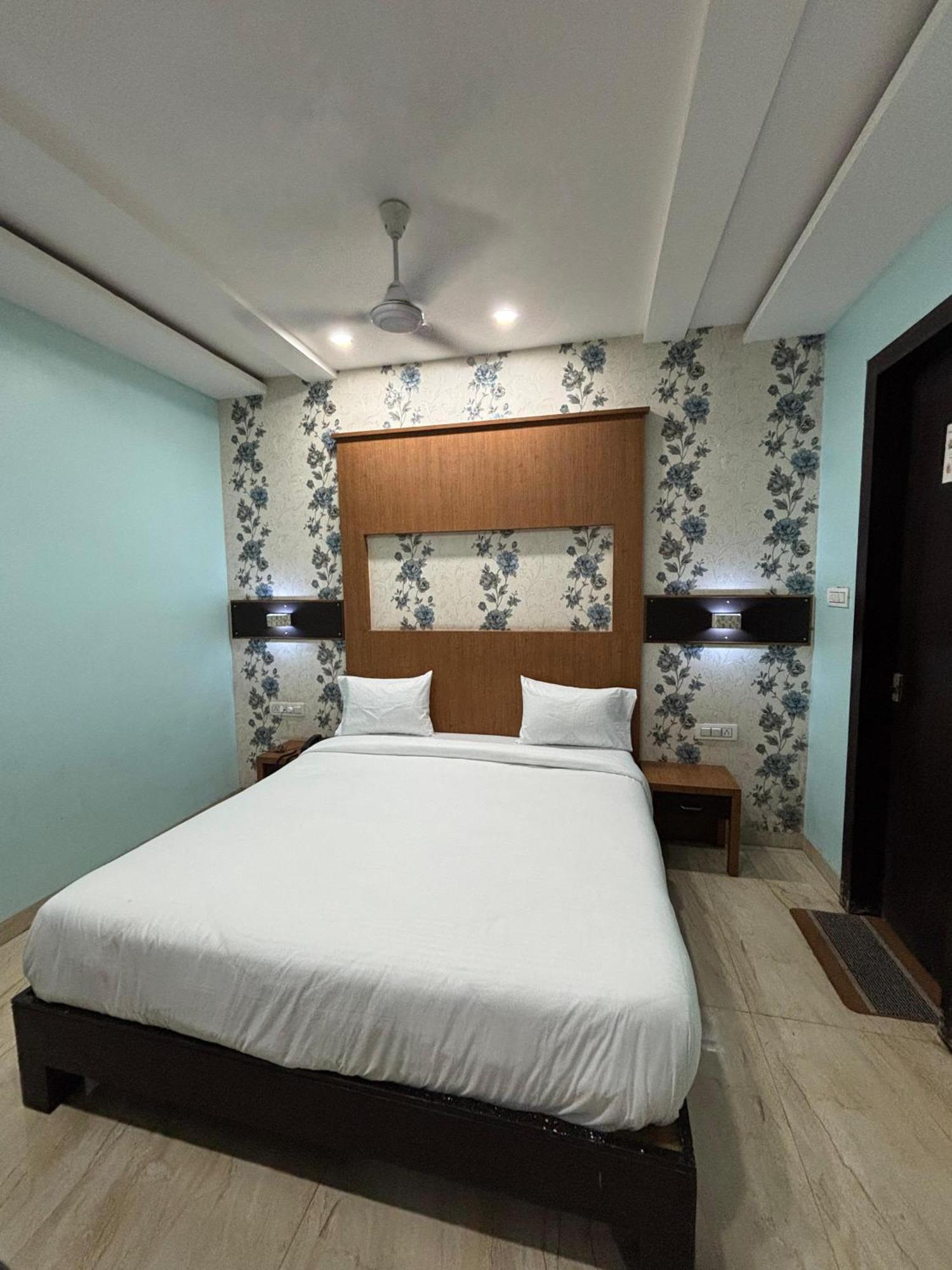 Hotel Shiv Chhaya Indore